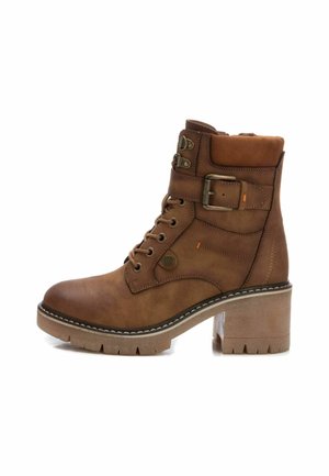 Botines con cordones - camel