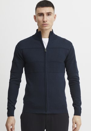 PRYANNIK FEINSTRICK ZIP - Vest - insignia blue