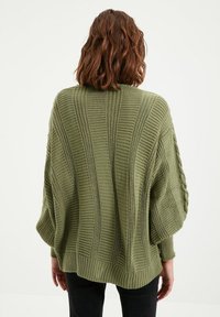 Trendyol Strickjacke - blue