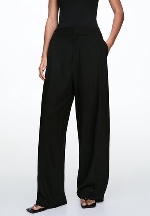 Trousers - black
