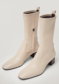 Massimo Dutti Ankle boot