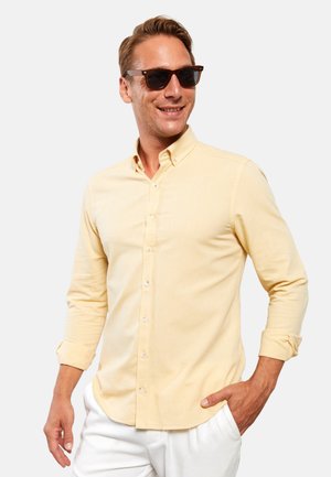 SLIM FIT LONG SLEEVE OXFORD - Camicia - yellow
