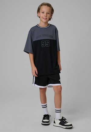 4F, - T-shirt z nadrukiem