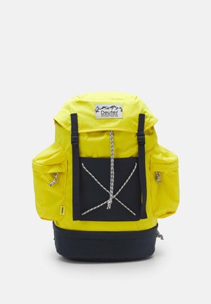 Deuter, WENGEN UNISEX - Tagesrucksack - corn ink