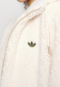 adidas Originals Vinterjacka - white