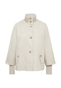 Beige jacka med hög ribbad krage, två framfickor med knappstängning och ribbade ärmar; slätt material med en skräddarsydd passform.