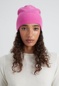 Style Republic KASCH-MIR BEANIE - SPORTS - Berretto - lila