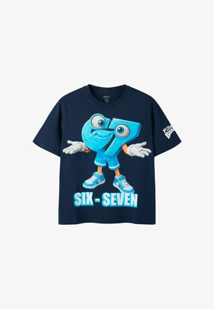 Name it, - T-shirt z nadrukiem