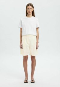Selected Femme HØJTALJEDE - Šortky - snow white