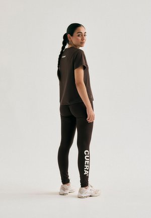Cuera, ONCOURT SLIT - T-shirt print - dark brown