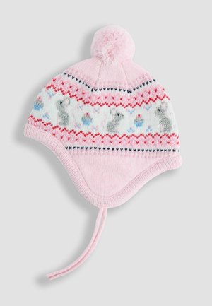 Rózsaszín kötött sapka fülvédőkkel, pomponnal a tetején és pasztell színekben, nyuszikat és szívformákat ábrázoló norvég mintával. Puha tapintású.