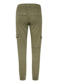Pantalons cargo vert olive avec taille élastique, jambes fuselées, deux poches cargo et détails de couture à l'arrière.