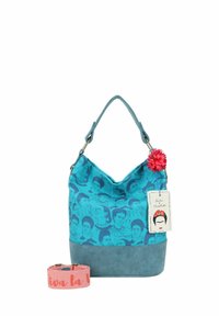 Borsa di tessuto teal con illustrazioni di Frida Kahlo, fondo blu testurizzato, tracolla regolabile e accento floreale rosa. Include tracolla rosa con testo.