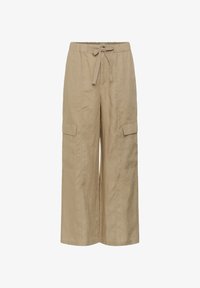 Kijelölve, silver mink