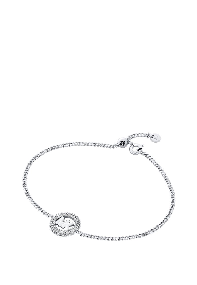 Bracciale in argento con ciondolo circolare con logo al centro, circondato da cristalli trasparenti circolari. Chiusura regolabile.