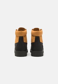 Timberland UNISEX - Stivaletti stringati - black/wheat