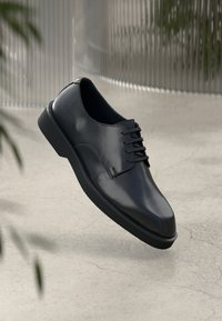 Δεν επιλέχθηκε, black