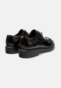 Camper DEAN - Šněrovací boty - schwarz