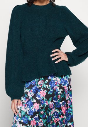 Sweter