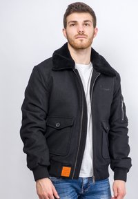 Bombers DOUGLAS - Bomberjacke - black