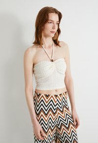 Koton CROP biały