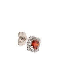 Sølvfarvet stud ørering med en rund orange ædelsten i midten, omgivet af klare rhinsten, med en sommerfugleklips.