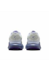 Nike Performance Hardloopschoenen voor op de weg - summit white wild grape amethyst tint
