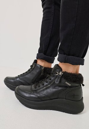 Tamaris Zimske čizme - black