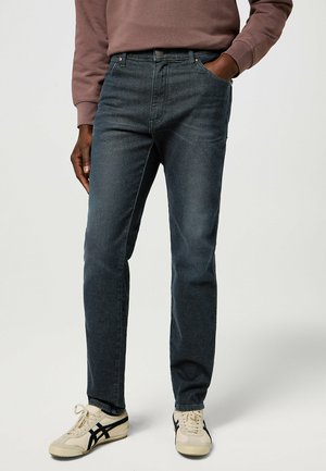 Wrangler 5-POCKET - Vaqueros rectos - shadow_dive