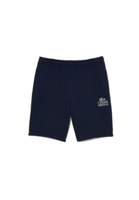 Pantalones cortos casuales azul marino con cintura elástica y logo de Lacoste que presenta un pequeño cocodrilo verde y texto en la pierna izquierda.