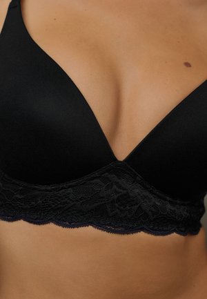 Next FOREVER COMFORT® LIGHT LOUNGE  - Trojúhelníková podprsenka - black