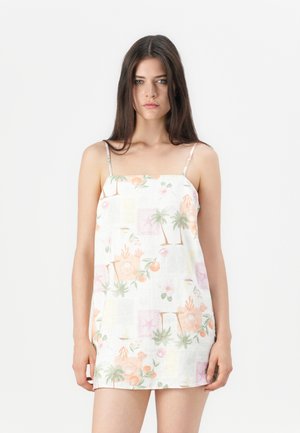 Mouwloze jurk met dunne bandjes, gemaakt van lichtgewicht stof. Heeft een pastel tropische print met palmbomen, bloemen en fruitmotieven.