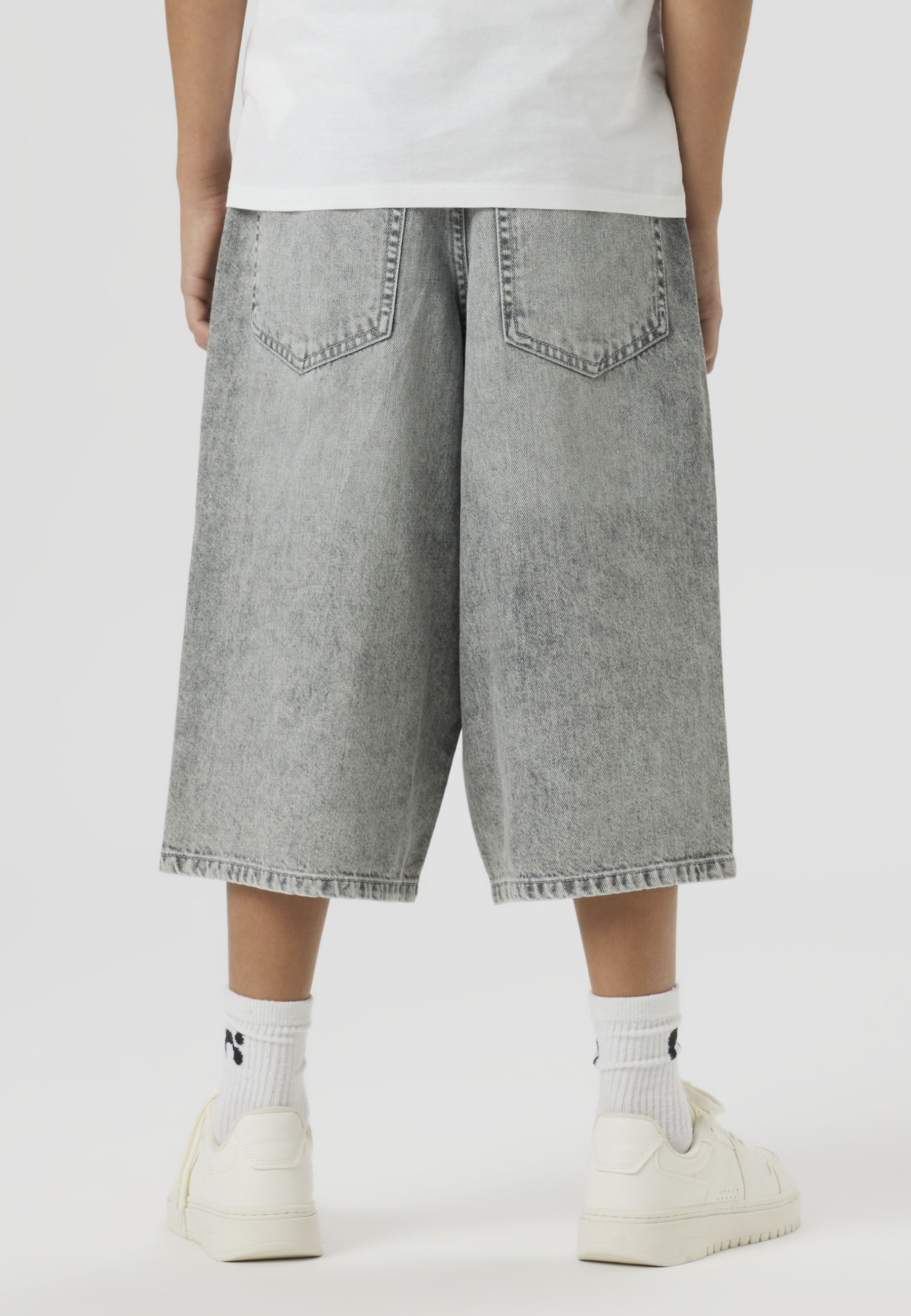 TWO SOON BAGGY WIDE LEG SHORTS - Jeans Shorts - light grey denim