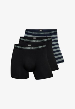 Tre boxershorts til mænd: to i ensfarvet sort og en i marineblå med grå horisontale striber, alle med elastik i taljen med mærke.