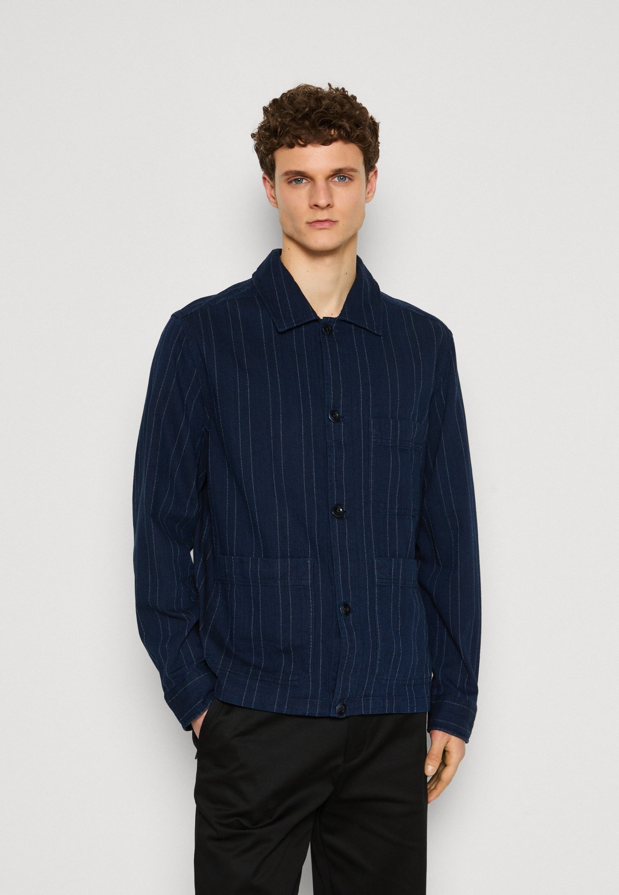 STRIPED OVERSHIRT
