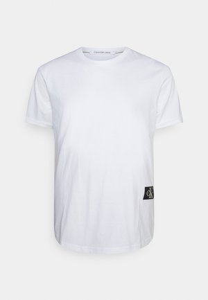 BADGE TURN UP SLEEVE PLUS SIZE - T-shirt basic - bright white