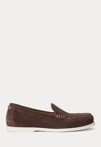 Επιλέχθηκε, dark brown