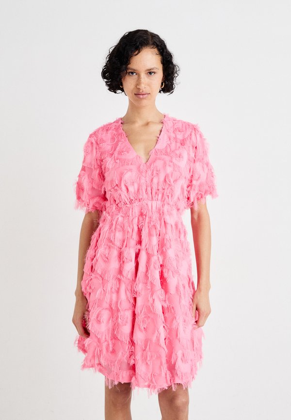 YASPAZYLLA DRESS SHOW - Cocktailkleid/festliches Kleid - bubblegum