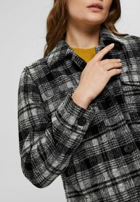 Esprit Veste légère - black