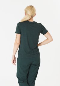 Endurance T-shirt till träning - magical forest