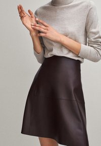 Massimo Dutti Neule - nude