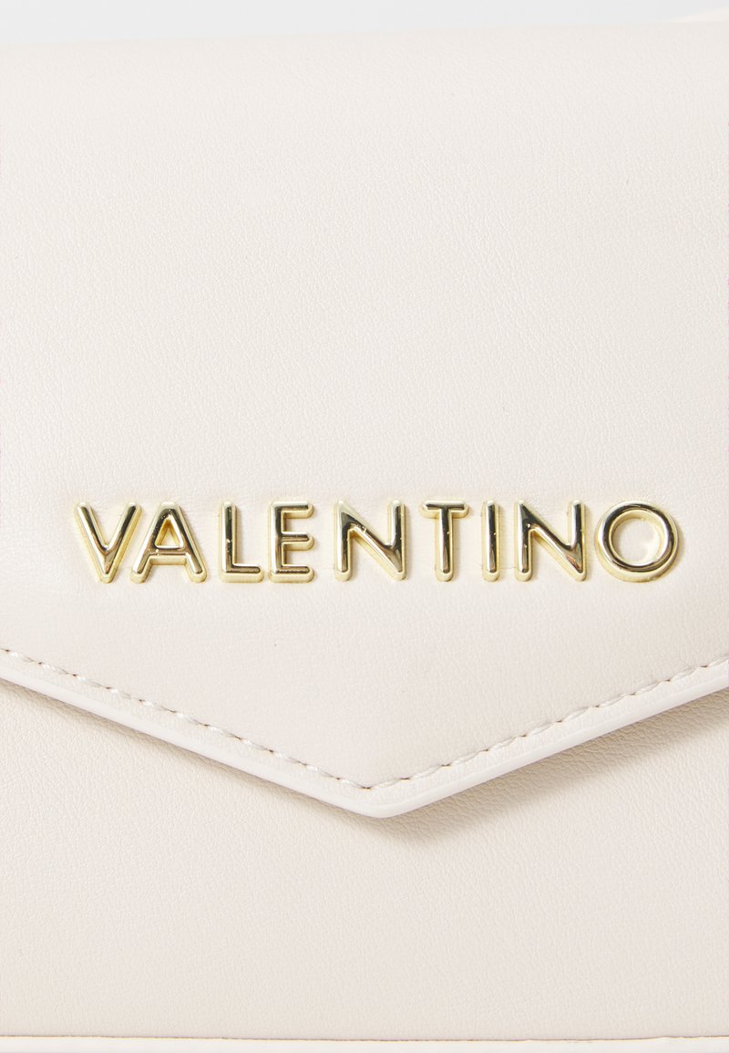 Sac à Rabat Valentino Shari Nero – Noir, Neuf Avec étiquettes (poids 750g)