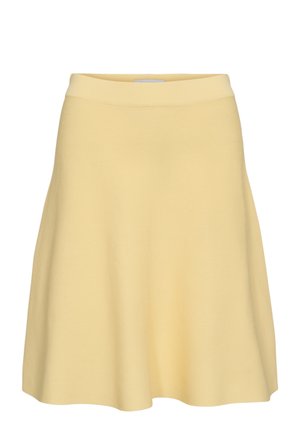 Żółta spódnica w kształcie litery A z dopasowanym paskiem w talii i subtelną prążkowaną fakturą, lekko rozszerzająca się ku dołowi.