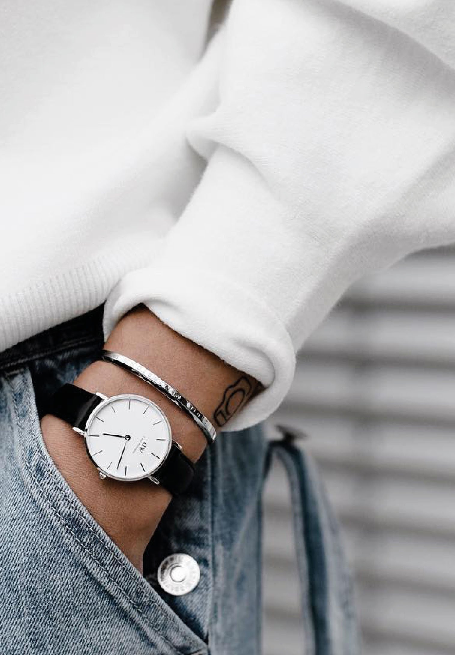 28mm Daniel Wellington Petite Sheffield Amazon.com: Daniel Wellington Petite Sheffield 28mm Women main image 4
