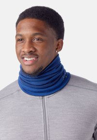 Smartwool THERMAL REVERSIBLE GAITER UNISEX - Tubehalstørklæder - deep navy color shift