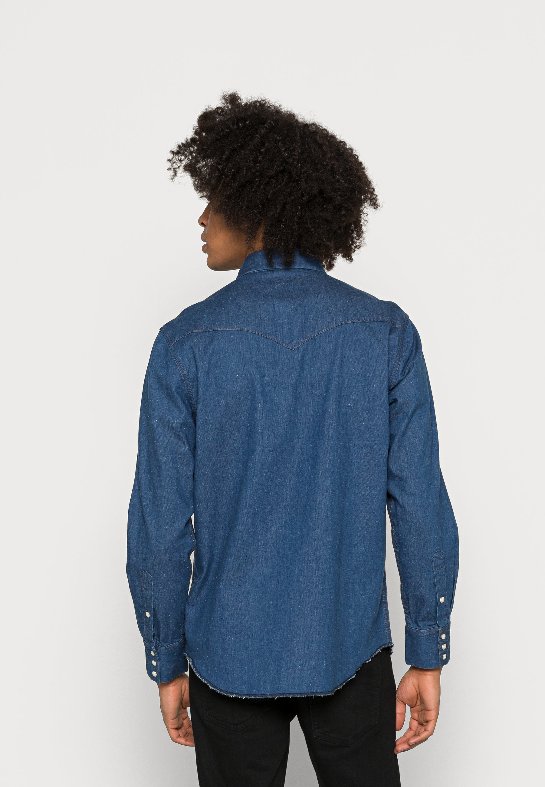 Wrangler HERITAGE - Shirt - mid hemp 