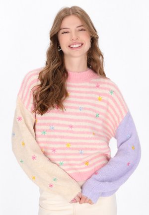 Maglione lavorato a maglia multicolore con strisce rosa pastello e viola, caratterizzato da ricami floreali di vari colori sulle maniche e sul corpo.