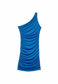Robe bleue drapée à une épaule avec des détails de tissu froncé, silhouette ajustée et design sans manches sur fond blanc.