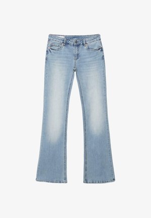 Jeans in denim azzurro chiaro con fronte sbiadito, design a cinque tasche, chiusura con bottoni e gambe leggermente svasate.