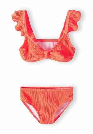 Set bikini a due pezzi in un vivace corallo. Il top presenta spalline arricciate e un dettaglio a fiocco sul davanti, mentre il fondo ha un taglio classico con tessuto testurizzato.